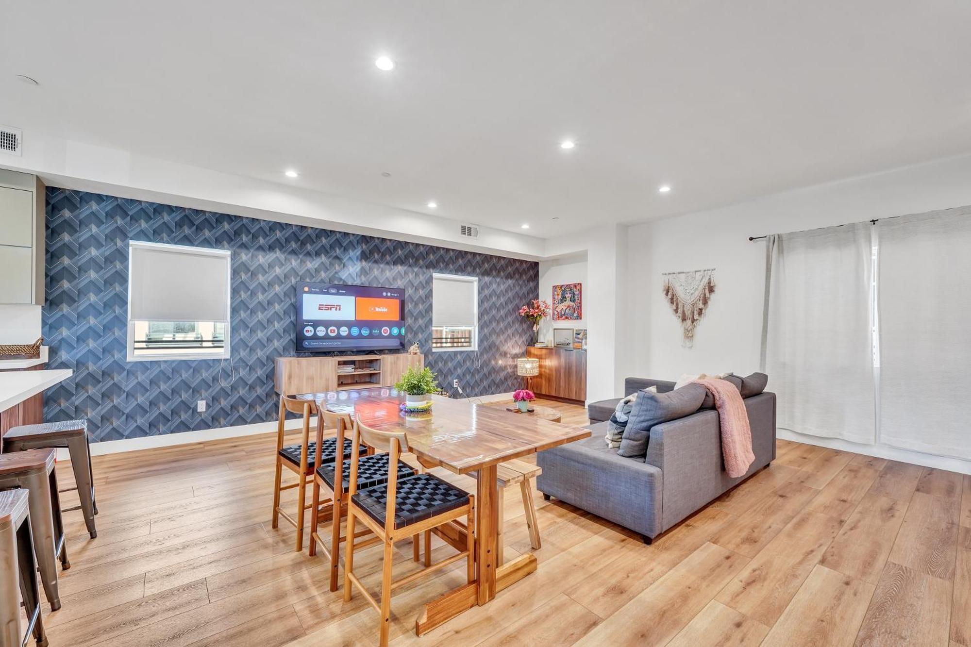 Luxurious Townhome W/3 Master Suites Gated Parking Los Angeles Kültér fotó