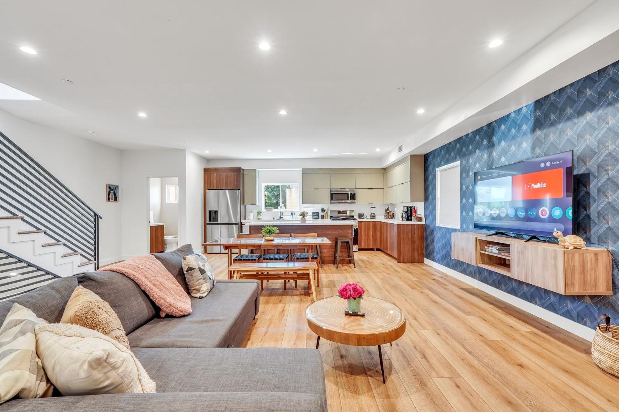 Luxurious Townhome W/3 Master Suites Gated Parking Los Angeles Kültér fotó